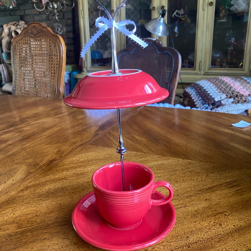 Fiestaware Teacup Red Bird Feeder - Picture 4 of 12